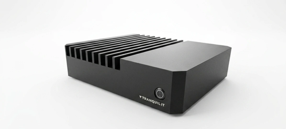a compact, passively cooled edge computer for video walls and multi-screen applications.
